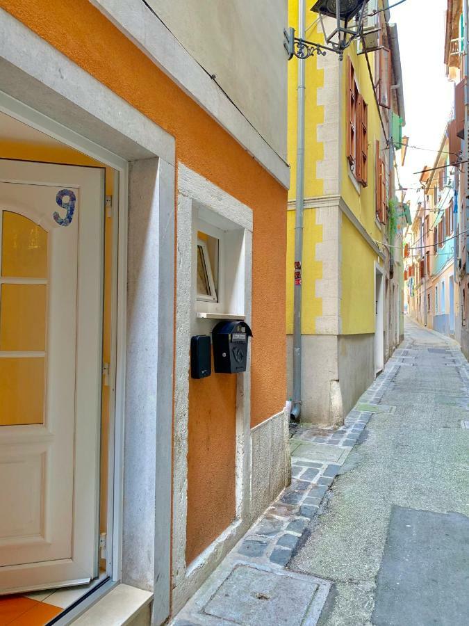 Devi-Piran Lejlighed Eksteriør billede